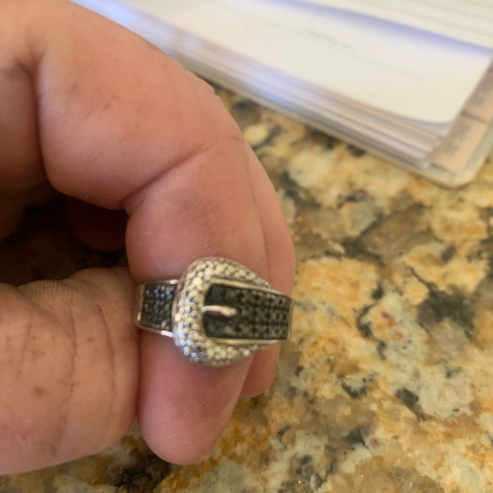 Beautiful western style ring